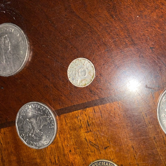 Collectibles Coins (Half Dollar, whole dollar, 2 buff nickels and way more) - Picture 15 of 17